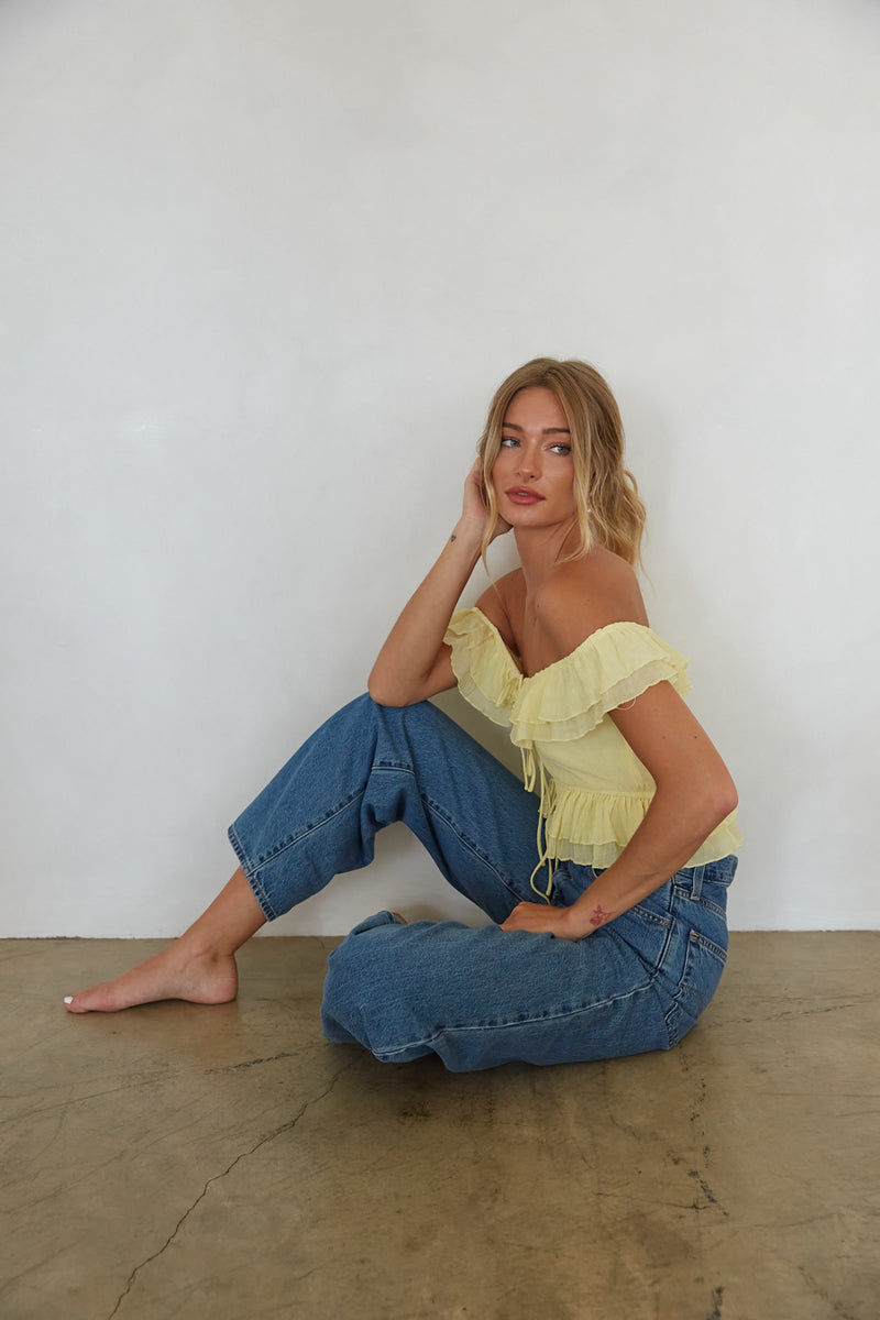 side-view | yellow off the shoulder ruffle crop top | summer aesthetic top 