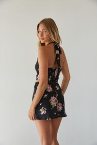 detail shot | black floral satin mini skirt | trendy matching sets summer 