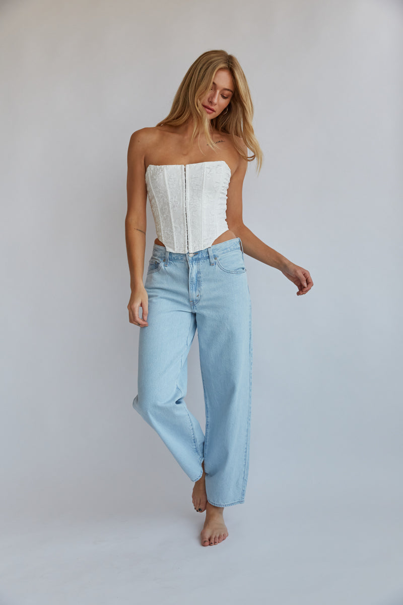 Arrange experimental Overwhelming Levi's Baggy Dad Jeans in Love is Love • Shop American Threads Women's  Trendy Online Boutique – americanthreads