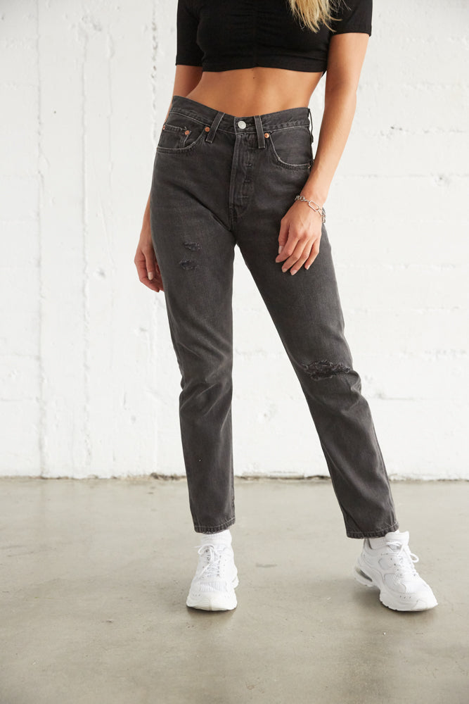501 Skinny Jeans In Black • Shop American Threads Women's Online – americanthreads