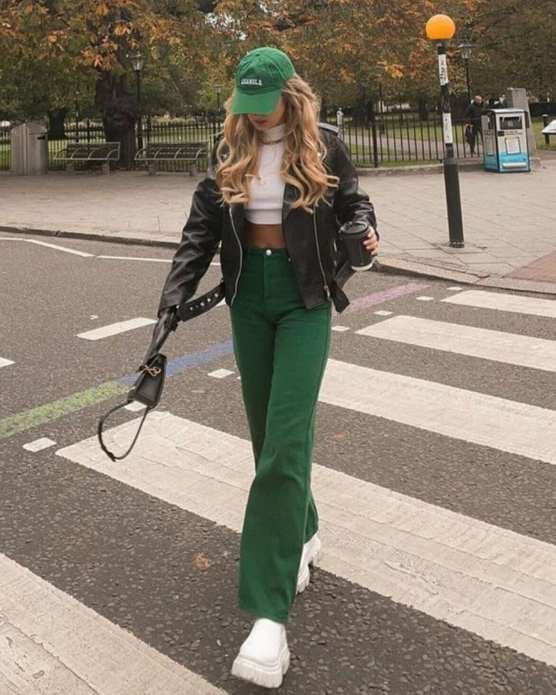 10 Easy Poses to Elevate Your Instagram