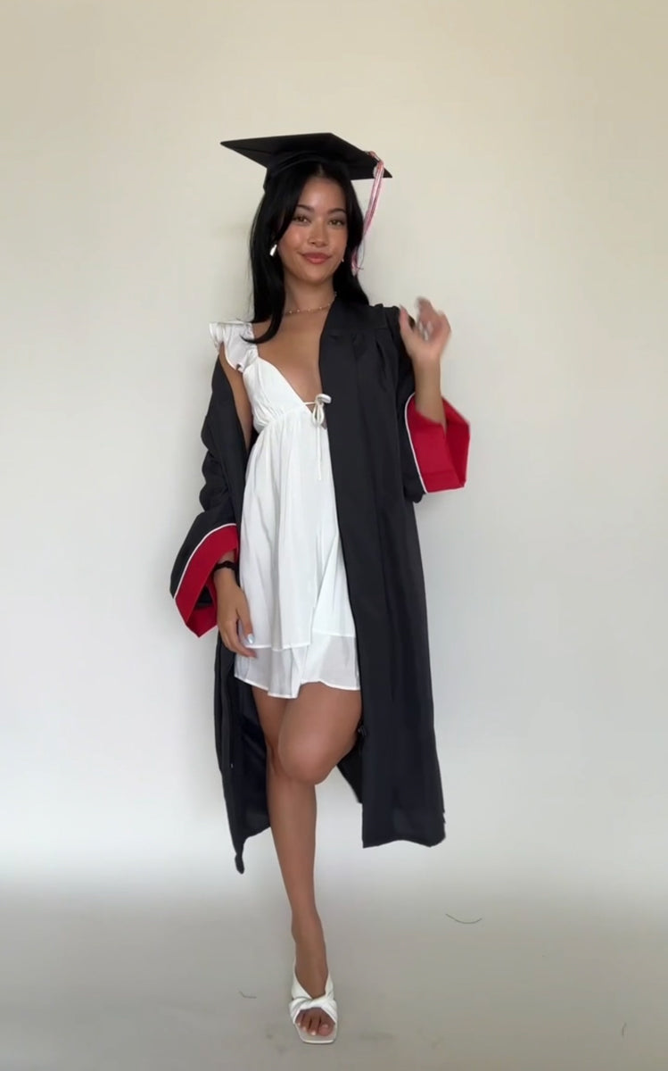 10 Outfits for Graduation in 2023