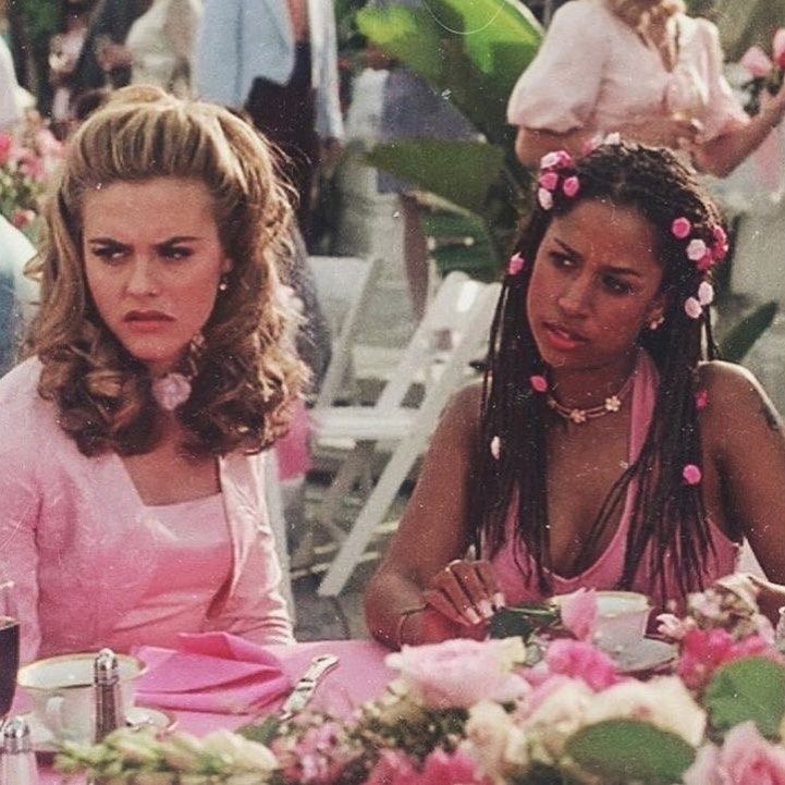 The Leading Lady Edit: Top 5 Formal Dresses Straight Out of a 90’s Movie