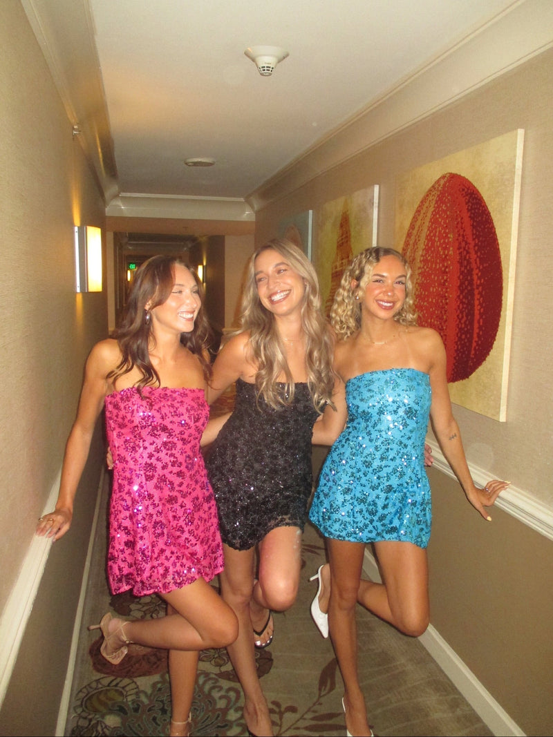 Sparkle Season 2025: Best Party Dresses to Wear This Holiday | American Threads Sparkle Season 2025: Best Party Dresses to Wear This Holiday | American Threads