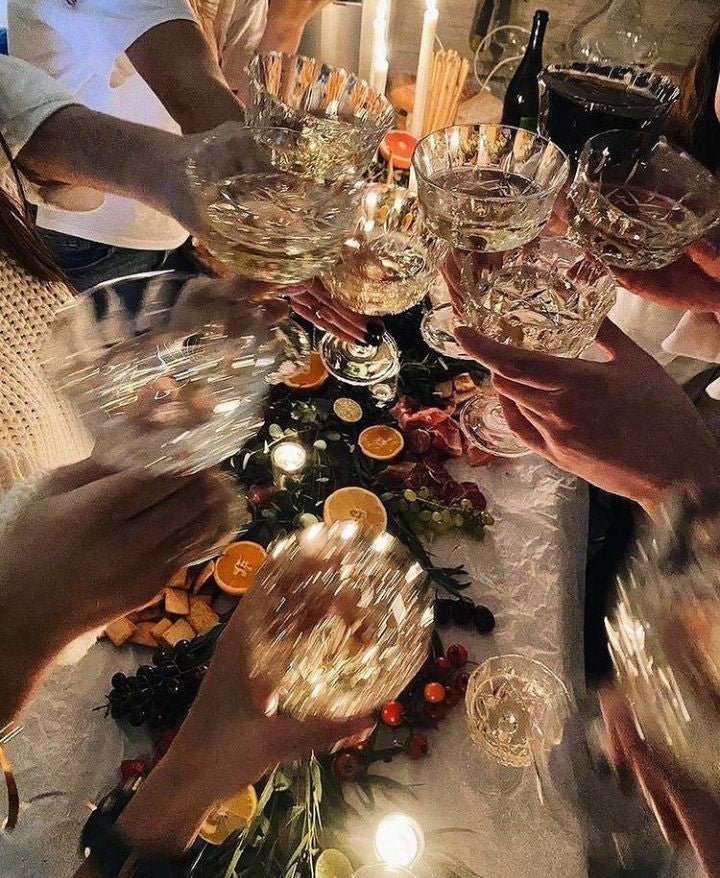 How to be the Best Friendsgiving Host