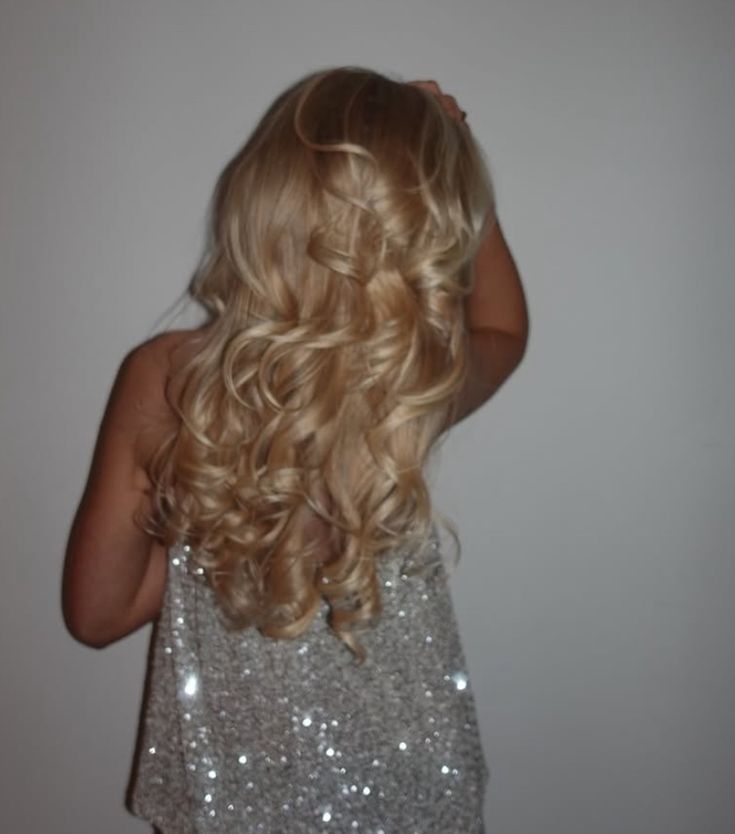 Finishing Touches for Homecoming: 5 Ways to Style Your Hair