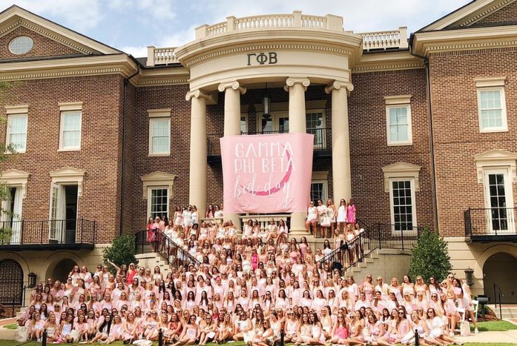 2026 Sorority Rush Tips: Dresses That Will Help Make A Great First Impression