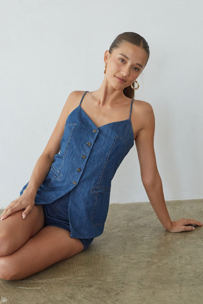 Flirty Denim Shorts for Women: Shop All Styles | American Threads Flirty Denim Shorts for Women: Shop All Styles | American Threads