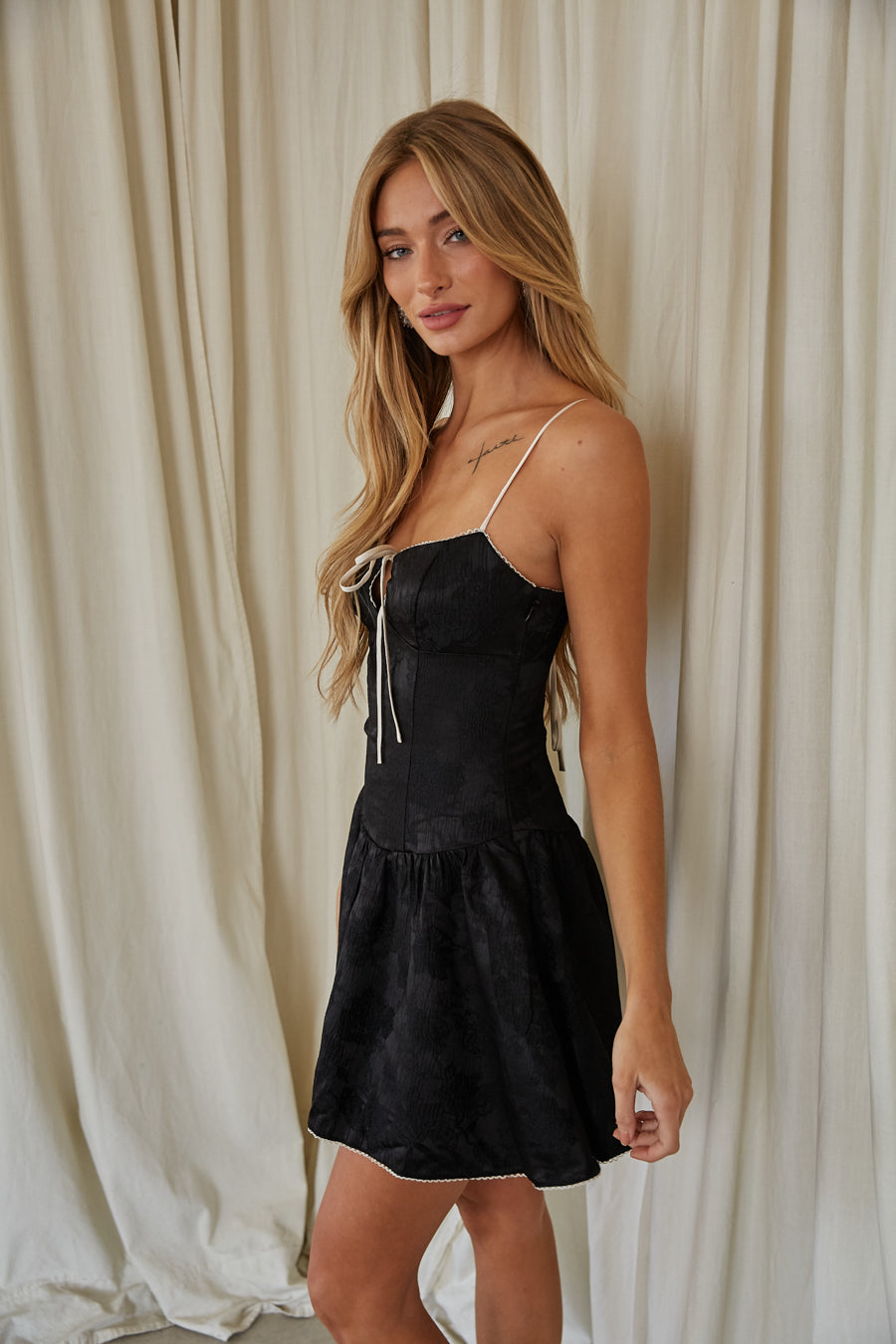 Alisha Coquette Contrast Fit and Flare Mini Dress • American Threads Contrast / M