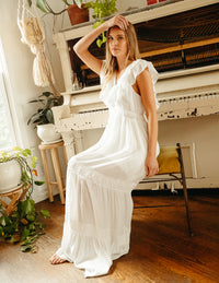 bohemian hipp white maxi dress with ruffles