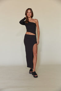 sultry black side slit maxi skirt | dramatic slit midi skirt