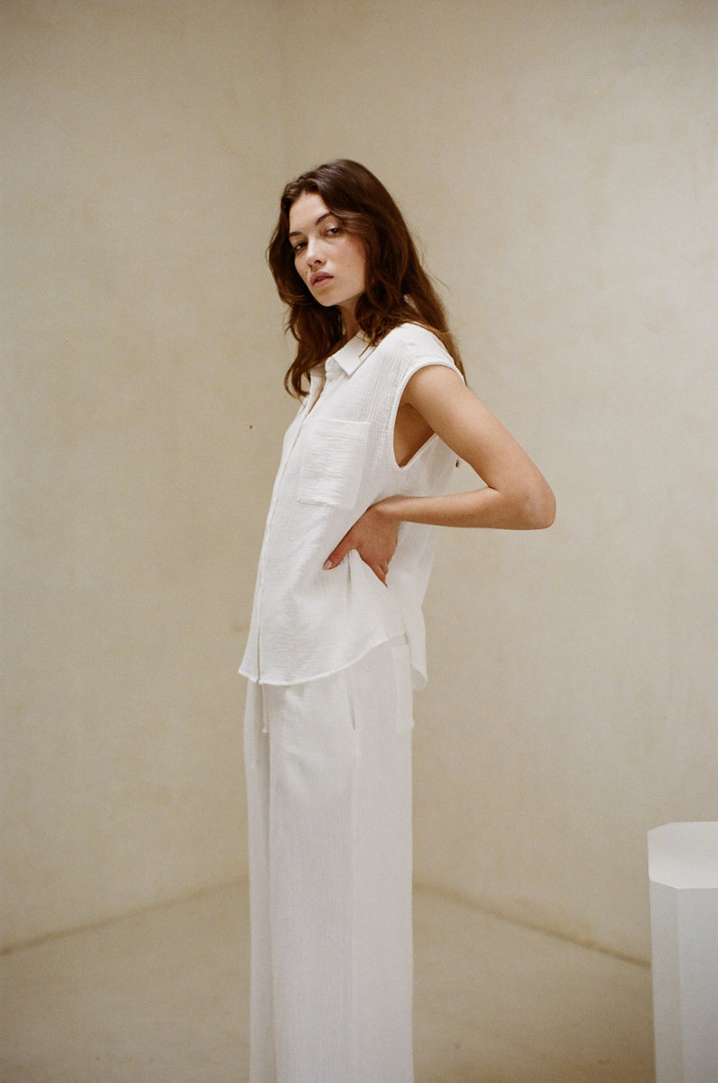 matching white cotton set - resort outfit inspo - summer vacation matching set
