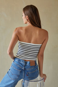 back-image | fall fashion 2025 - tube top - levis 501 jeans - black and white top