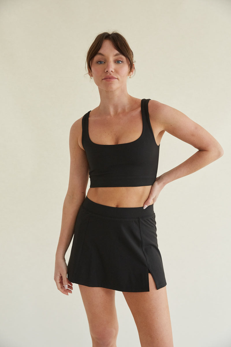 Black Double Lined Cropped Tank Top