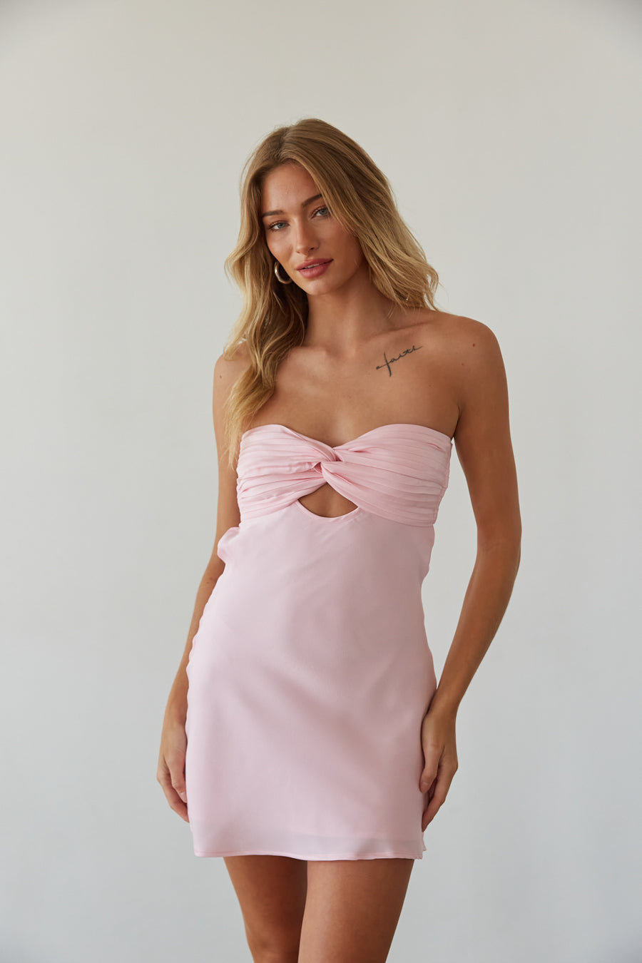 mini formal women's light pink strapless dress Heaven Sent | | Womens Pink Strapless Fitted Mini Dress How to style Light Pink Homecoming Dresses -