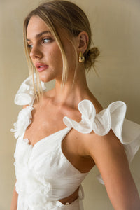 Over view | white ruffle strap open back flowly maxi dress | Bridal dress