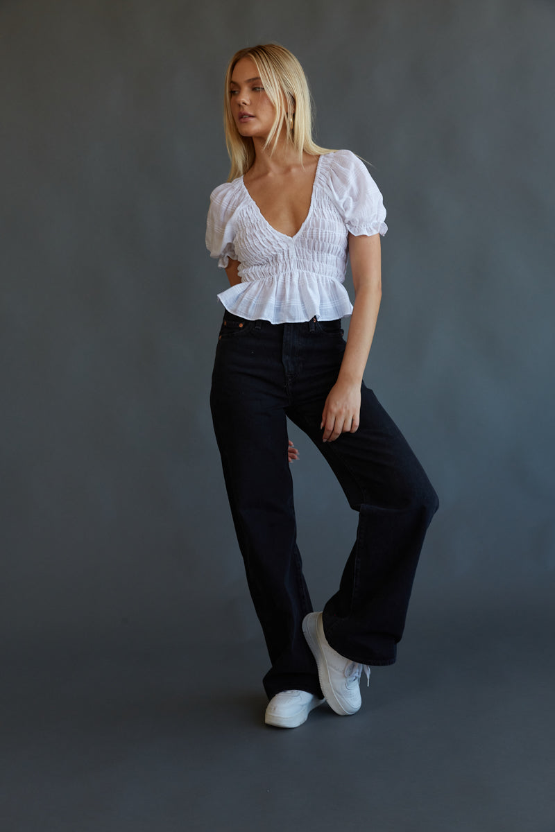 levi's wide leg jeans in Rosie Posie - A6081-0001 - white puff sleeve crop top