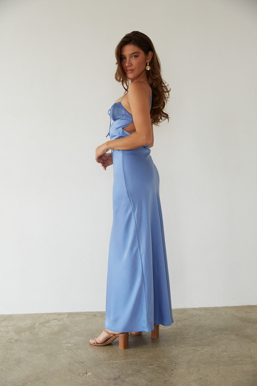 light blue satin dress long Misty Open Back Cutout Maxi • Shop American Threads Online Jinhomg Women Korean Style combining sophistication with a bows-ribbons Color:Pearled Ivory