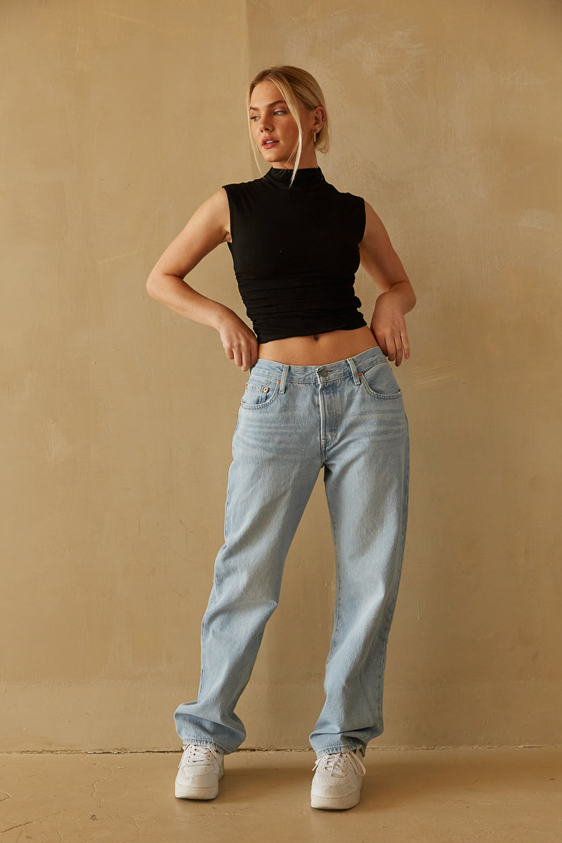 light wash pale denim baggy women's jeans- must-have levi's - A1959-0011