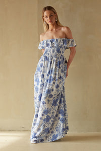 dark blue and white off the shoulder flowy maxi dress | dresses to wear for summer vacation 