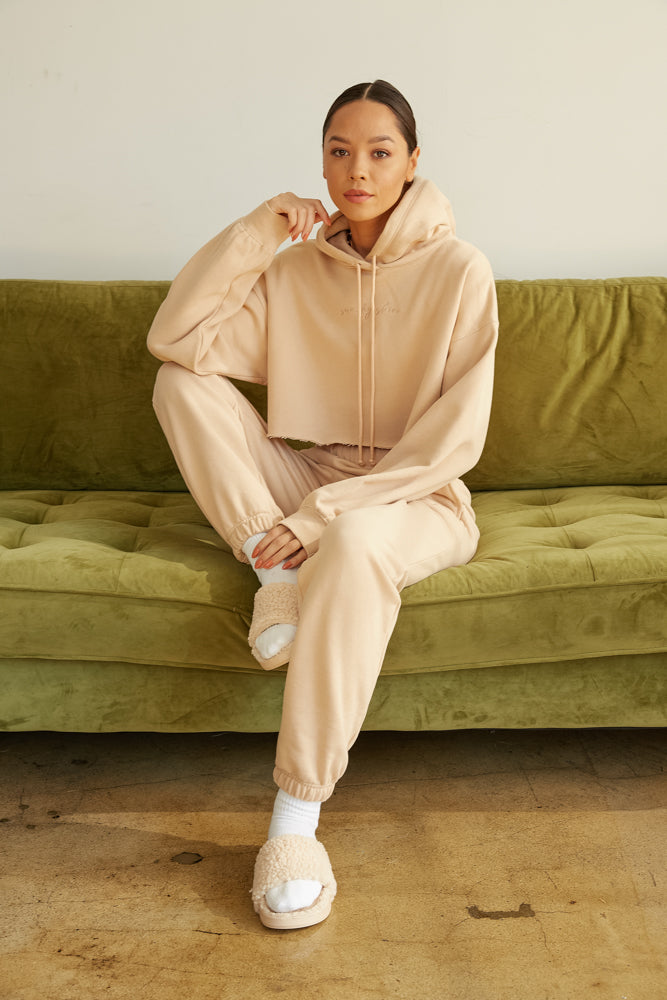 Cropped hoodie with matching sweatpants.