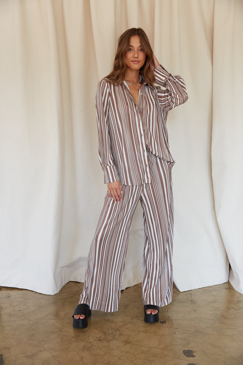 striped oversized loungwear set - brown button up shirt - comfy fall style 