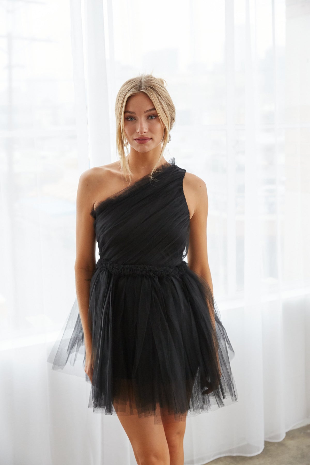 one shoulder tulle mini dress - short babydoll dress - party dresses for bride to be - bridal party outfit inspo - bachelorette party style