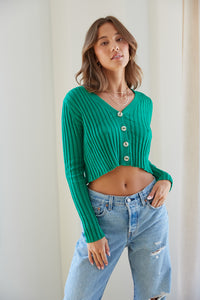 Kelly green ribbed knit cardigan - back to school - what to wear this fall - fall cardigan - pumpkin patch - apple picking - fall festivals