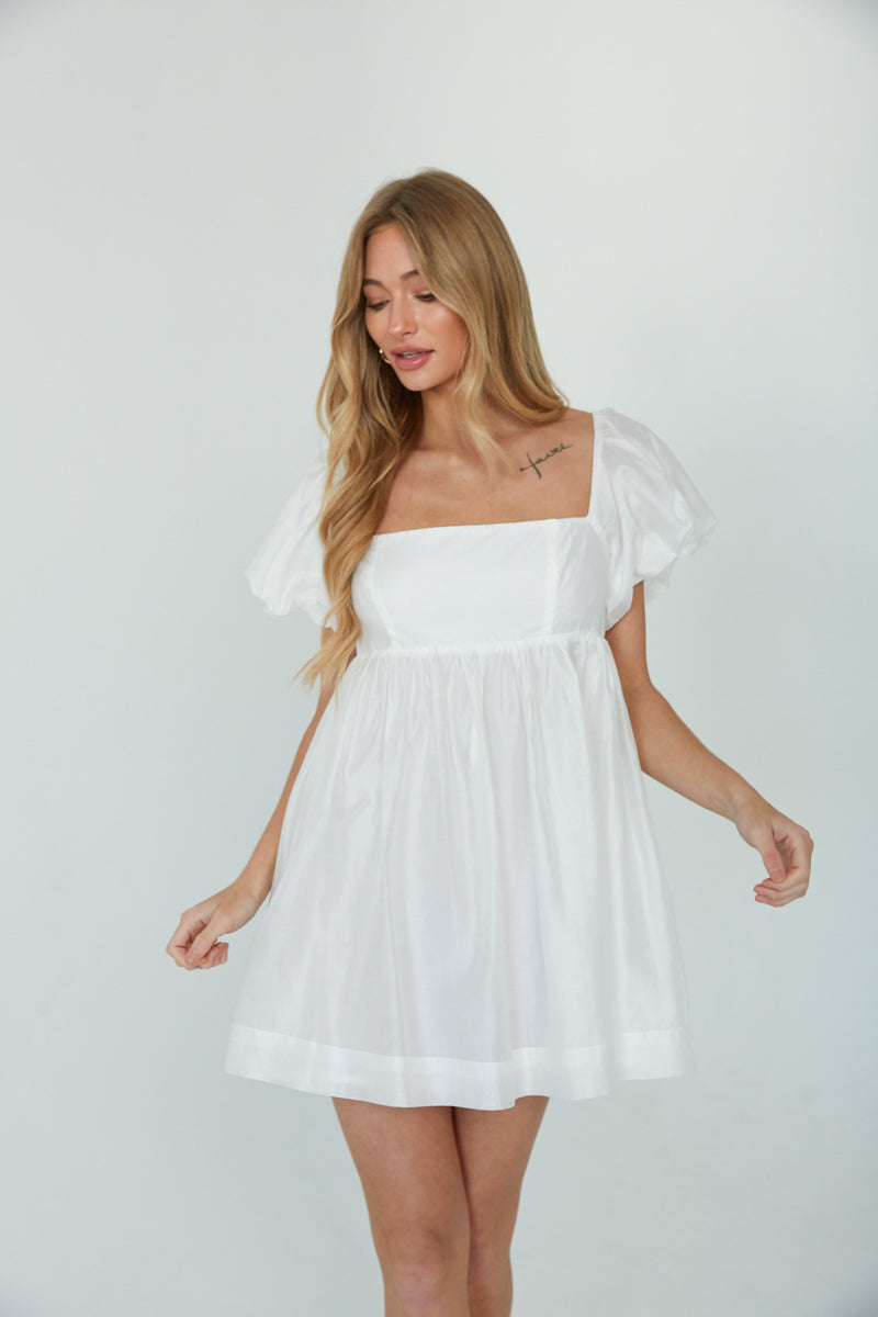 Margot Puff Sleeve Dress White – Beginning Boutique