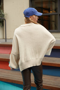 Ribbed knit ecru sweater