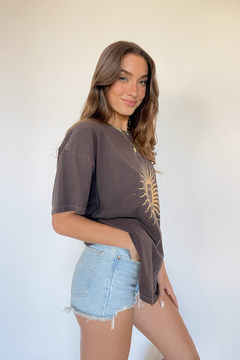 brown relaxed fit tee shirt