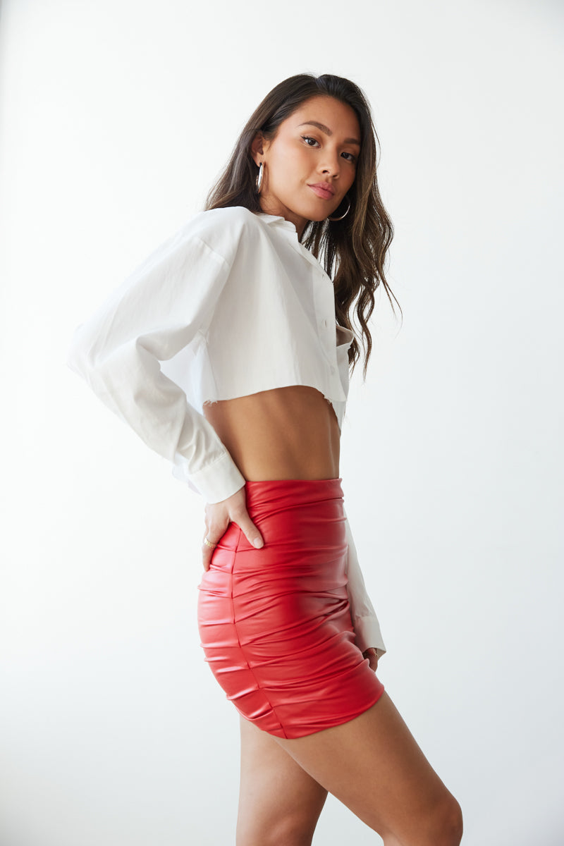 how to style a faux leather skirt