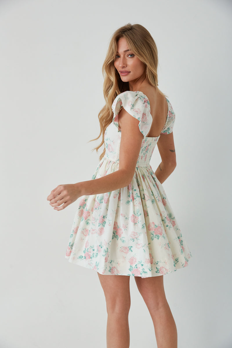 floral easter dress inspo - girls brunch outfit inspo - floral mini dress for spring