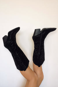 black rhinestone cowgirl boots